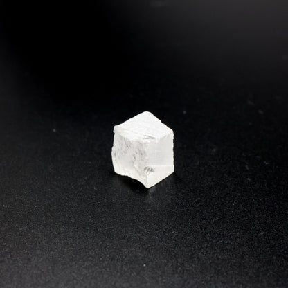 LYSO (Lutetium-Yttrium Oxyorthosilicate) Rough – High-Density Fluorescent Crystal