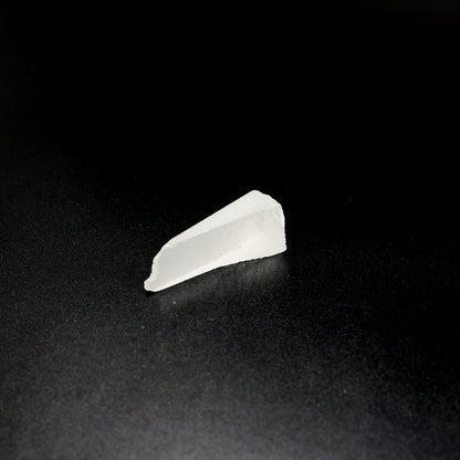 LYSO (Lutetium-Yttrium Oxyorthosilicate) Rough – High-Density Fluorescent Crystal