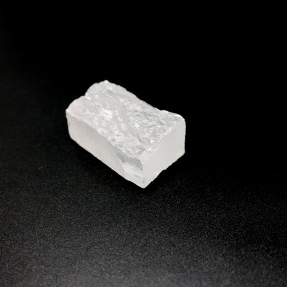 LYSO (Lutetium-Yttrium Oxyorthosilicate) Rough – High-Density Fluorescent Crystal