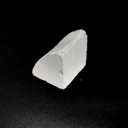 LYSO (Lutetium-Yttrium Oxyorthosilicate) Rough – High-Density Fluorescent Crystal