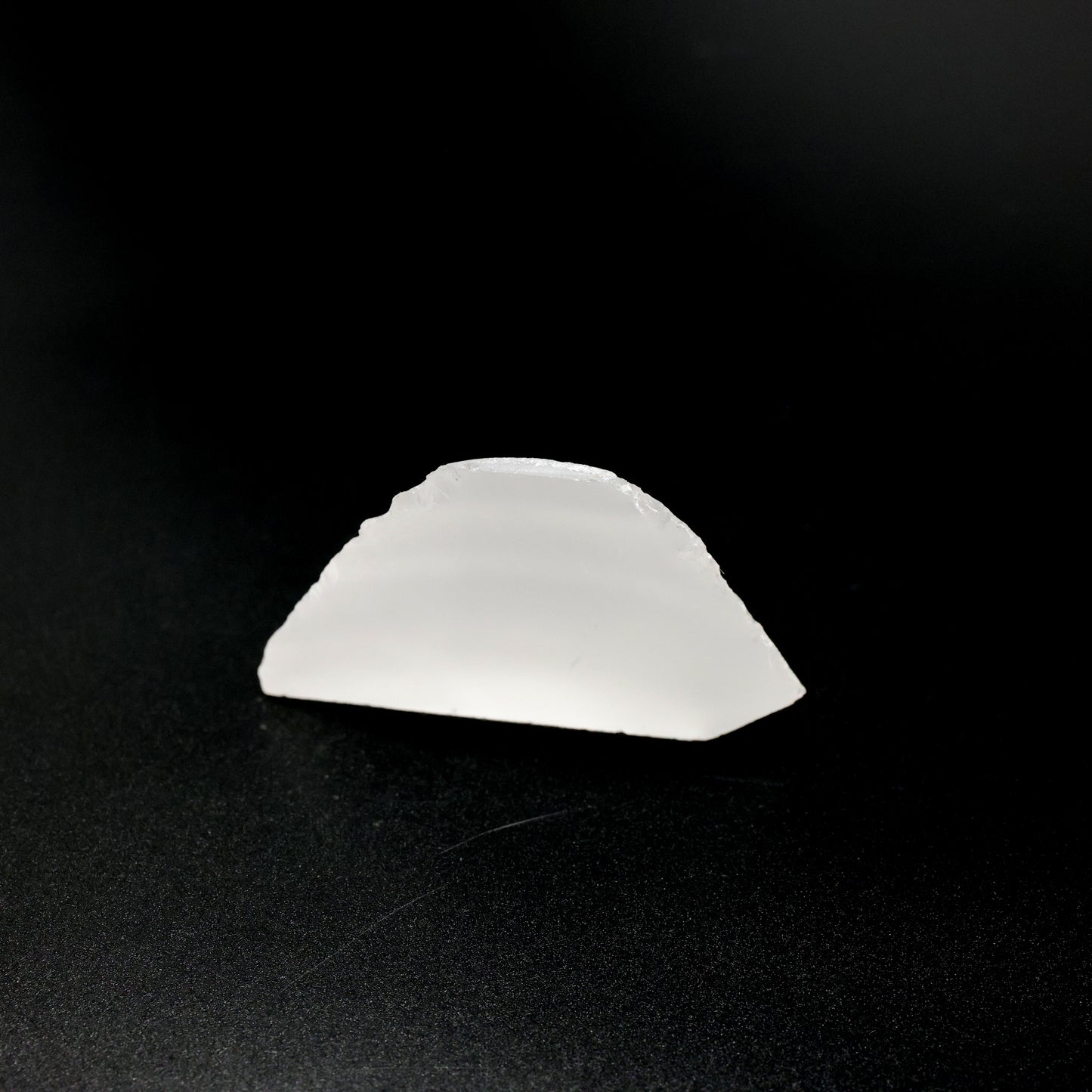 LYSO (Lutetium-Yttrium Oxyorthosilicate) Rough – High-Density Fluorescent Crystal