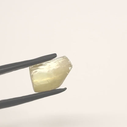 Yellow Synthetic Rutile Grade A - Faceting Rough
