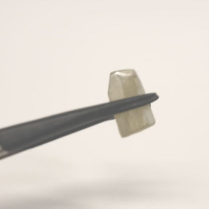 Yellow Synthetic Rutile Grade A - Faceting Rough