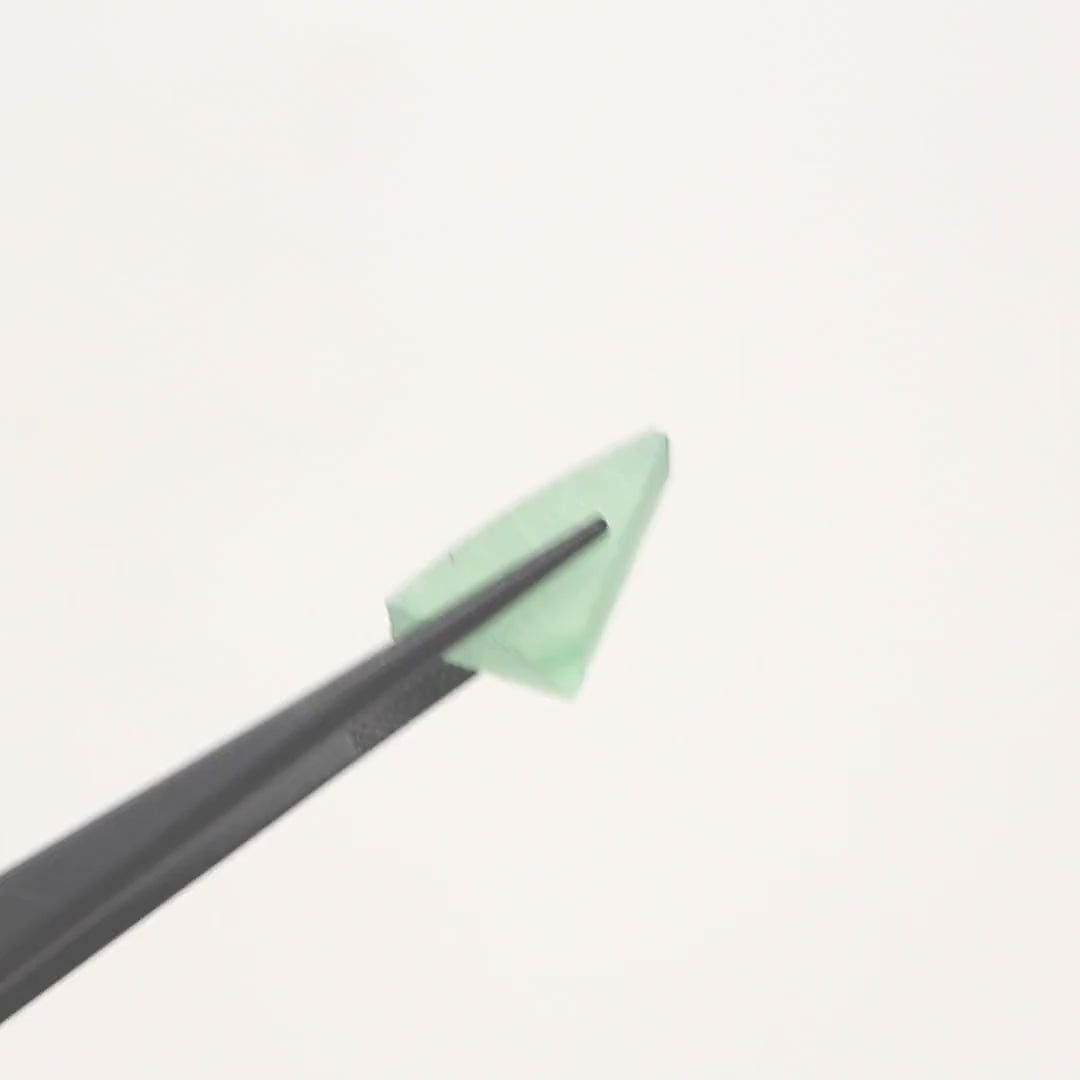 Green Sapphire : SAP0413