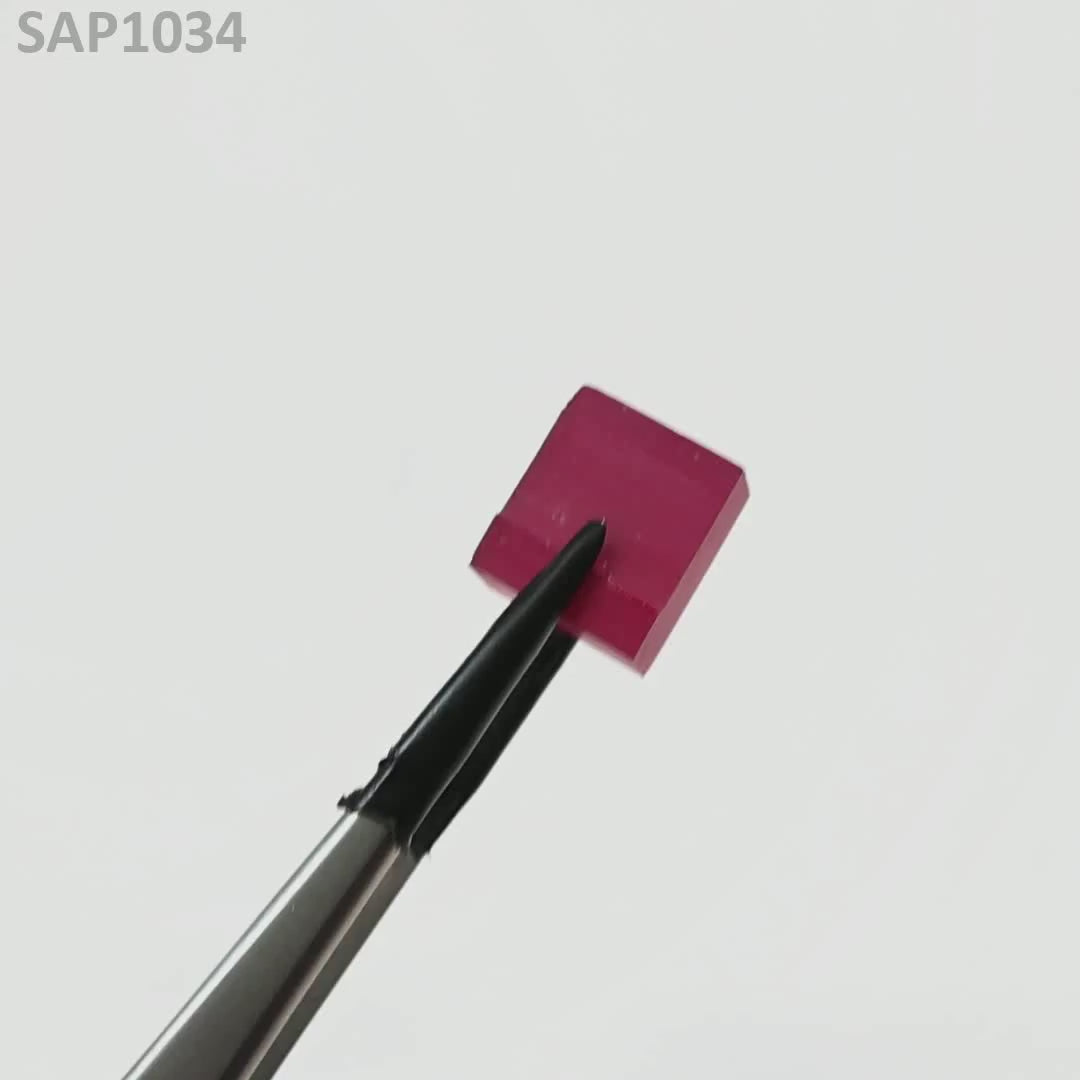 Ruby Red Sapphire : SAP1034
