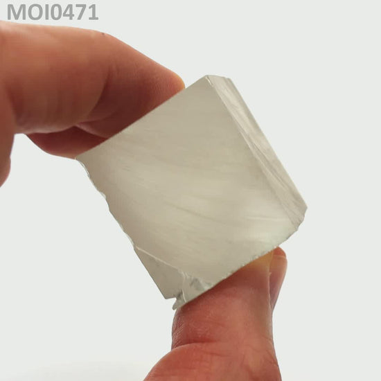 White DEF Moissanite : MOI0471