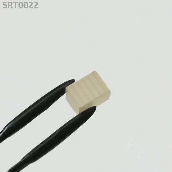 SrTiO3 : SRT0022
