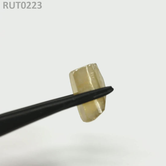 Yellow Rutile : RUT0223