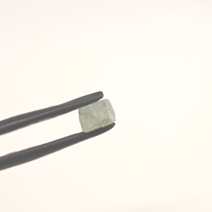 Green Synthetic Rutile Grade A - Faceting Rough