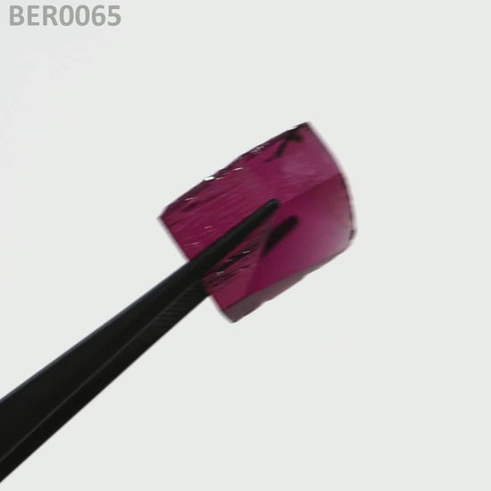 Purple Bixbite Beryl : BER0065