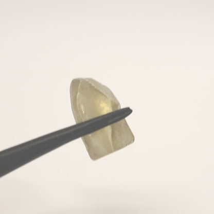 Yellow Synthetic Rutile Grade A - Faceting Rough