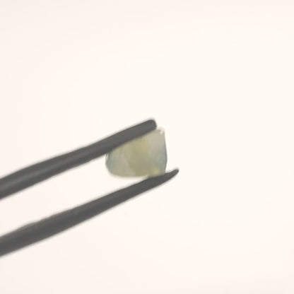Green Synthetic Rutile Grade A - Faceting Rough