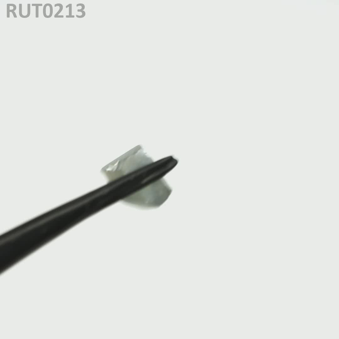 Grey Rutile : RUT0213
