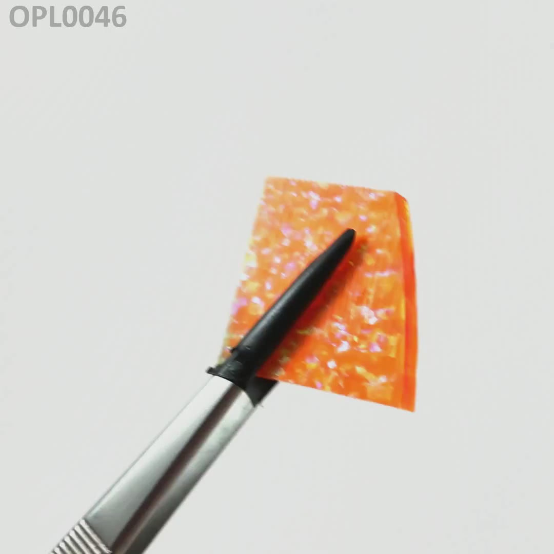 Opal Imp Green Fire/Orange I-4C : OPL0046