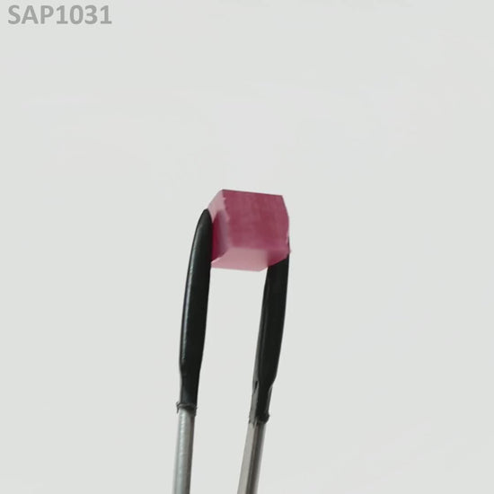 Ruby Red Sapphire : SAP1031