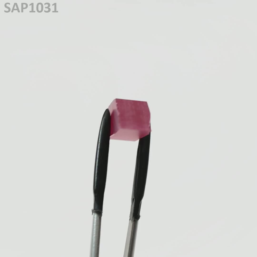 Ruby Red Sapphire : SAP1031