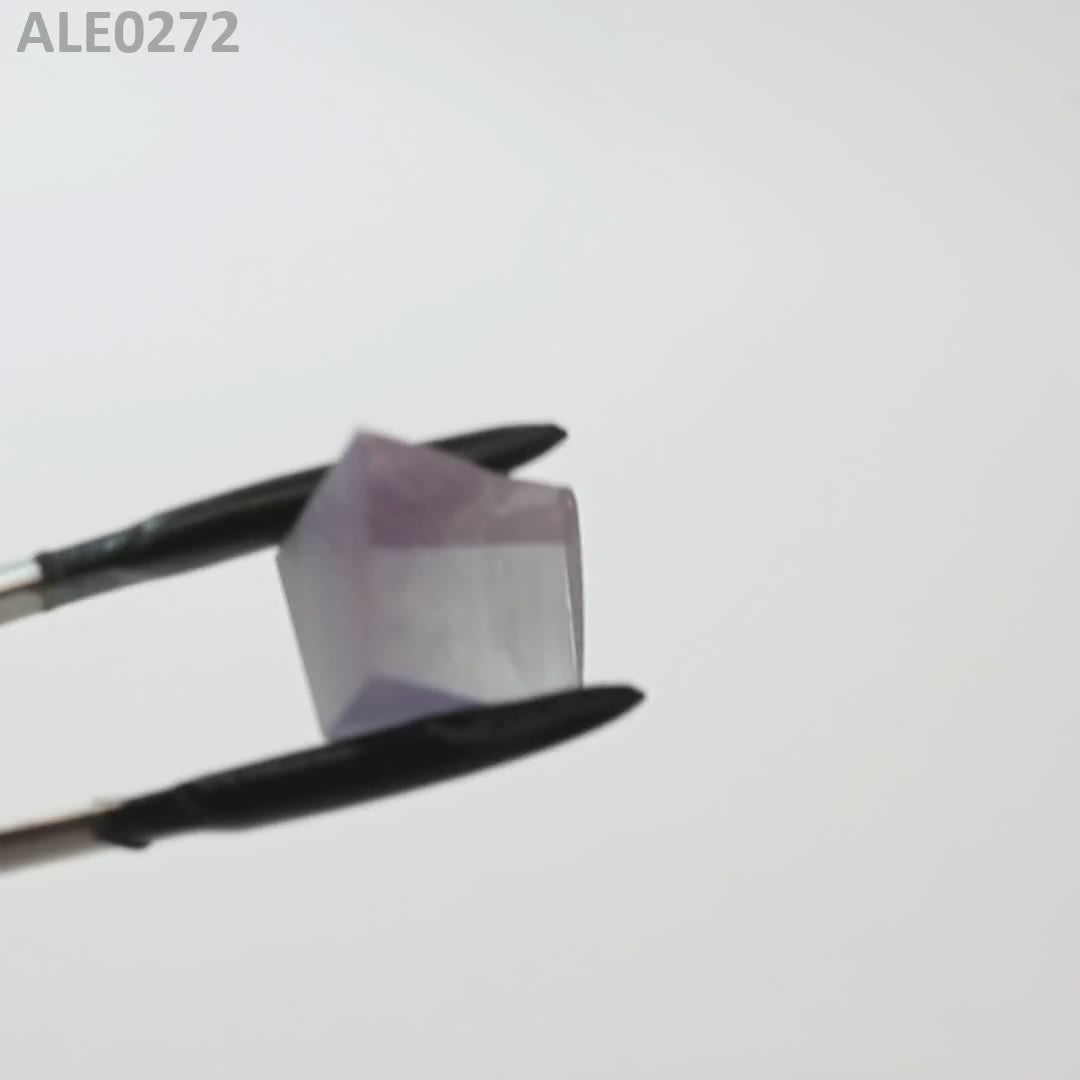 Light Alexandrite : ALE0272
