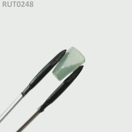 Grey Rutile : RUT0248