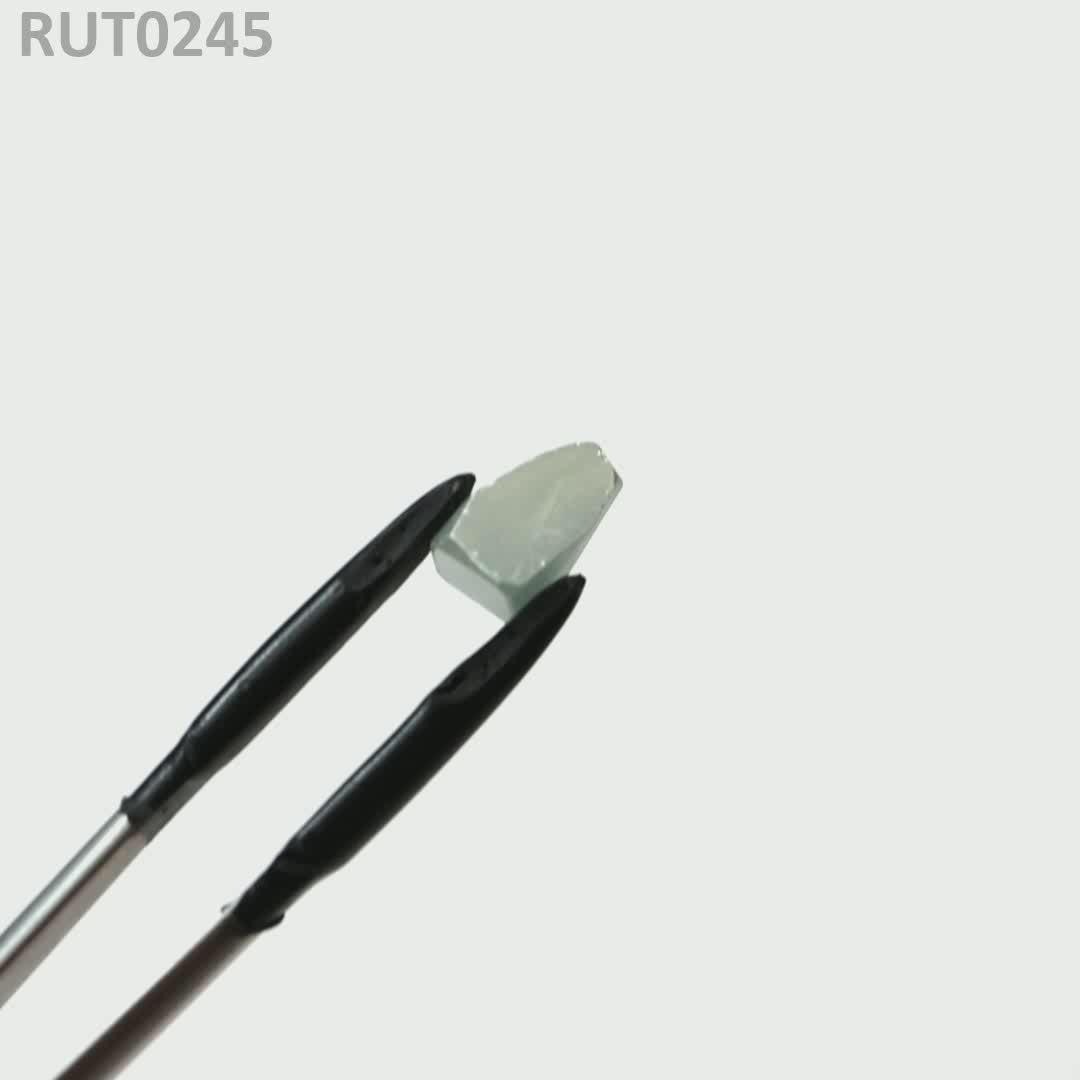 Grey Rutile : RUT0245