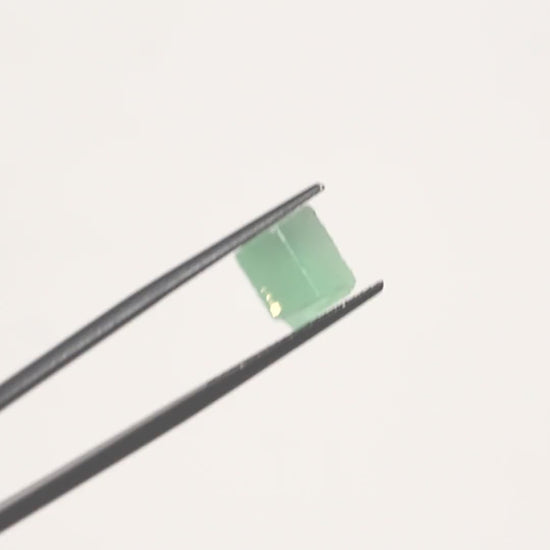 Green Sapphire : SAP0411