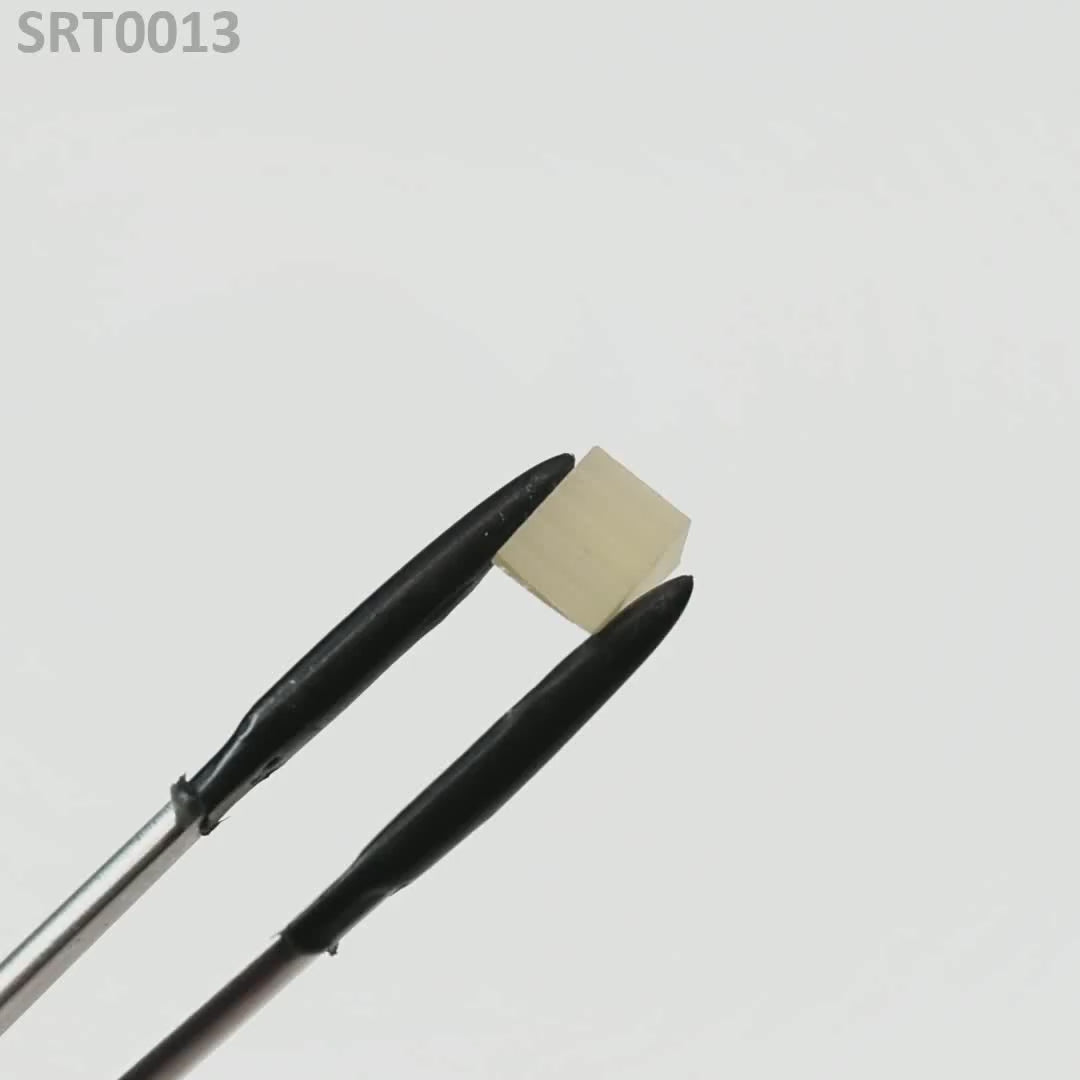 SrTiO3 : SRT0013