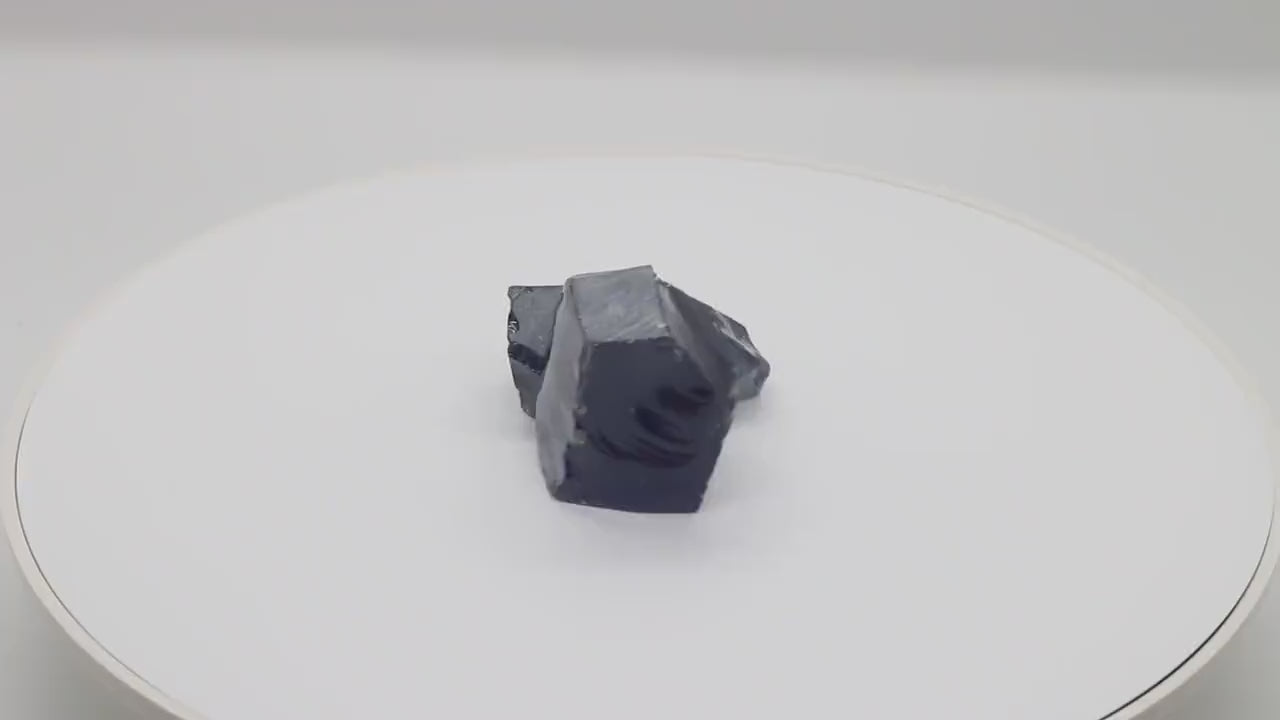 Nanosital Simulated Color Changing Lab Created Faceting Rough for Gem Cutting - #A-2869 - Various Sizes #BEGIN