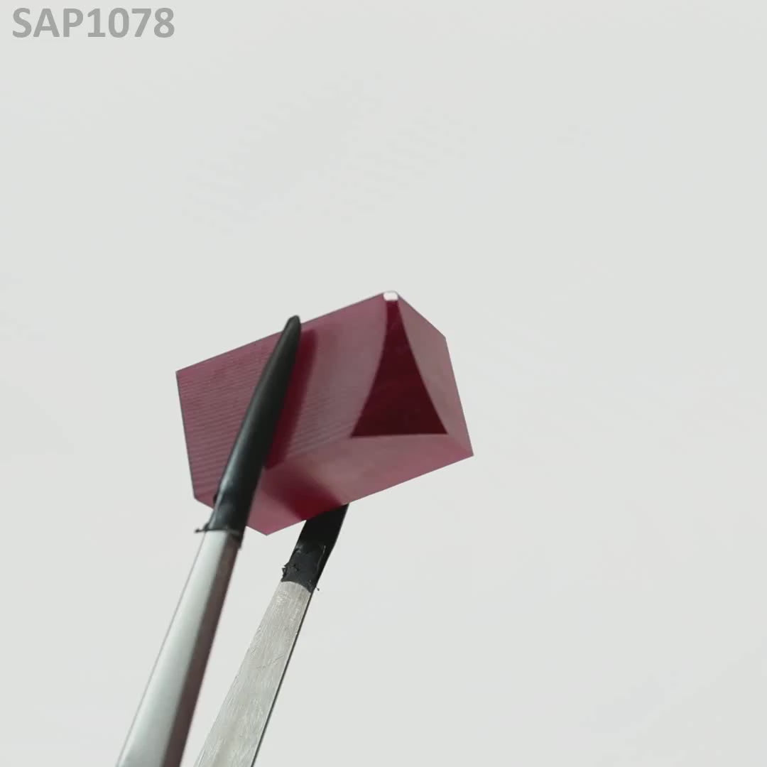 Pigeon Blood Red Sapphire : SAP1078
