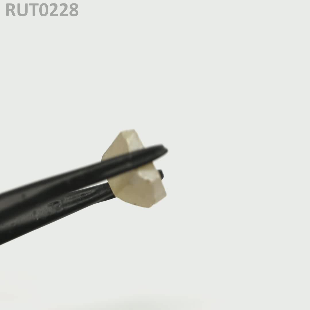 Yellow Rutile : RUT0228