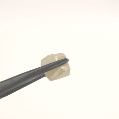Yellow Synthetic Rutile Grade A - Faceting Rough
