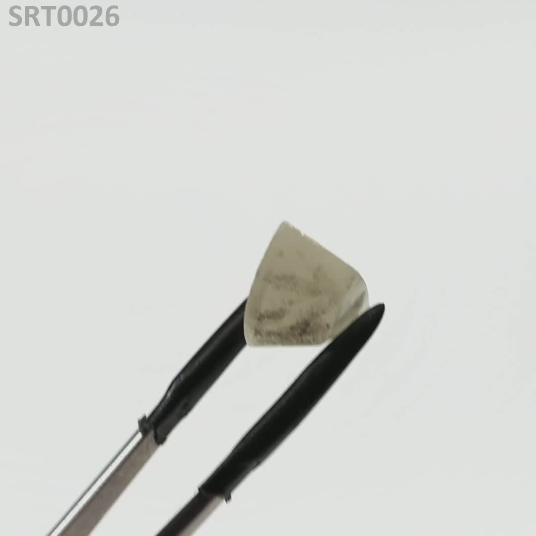SrTiO3 : SRT0026