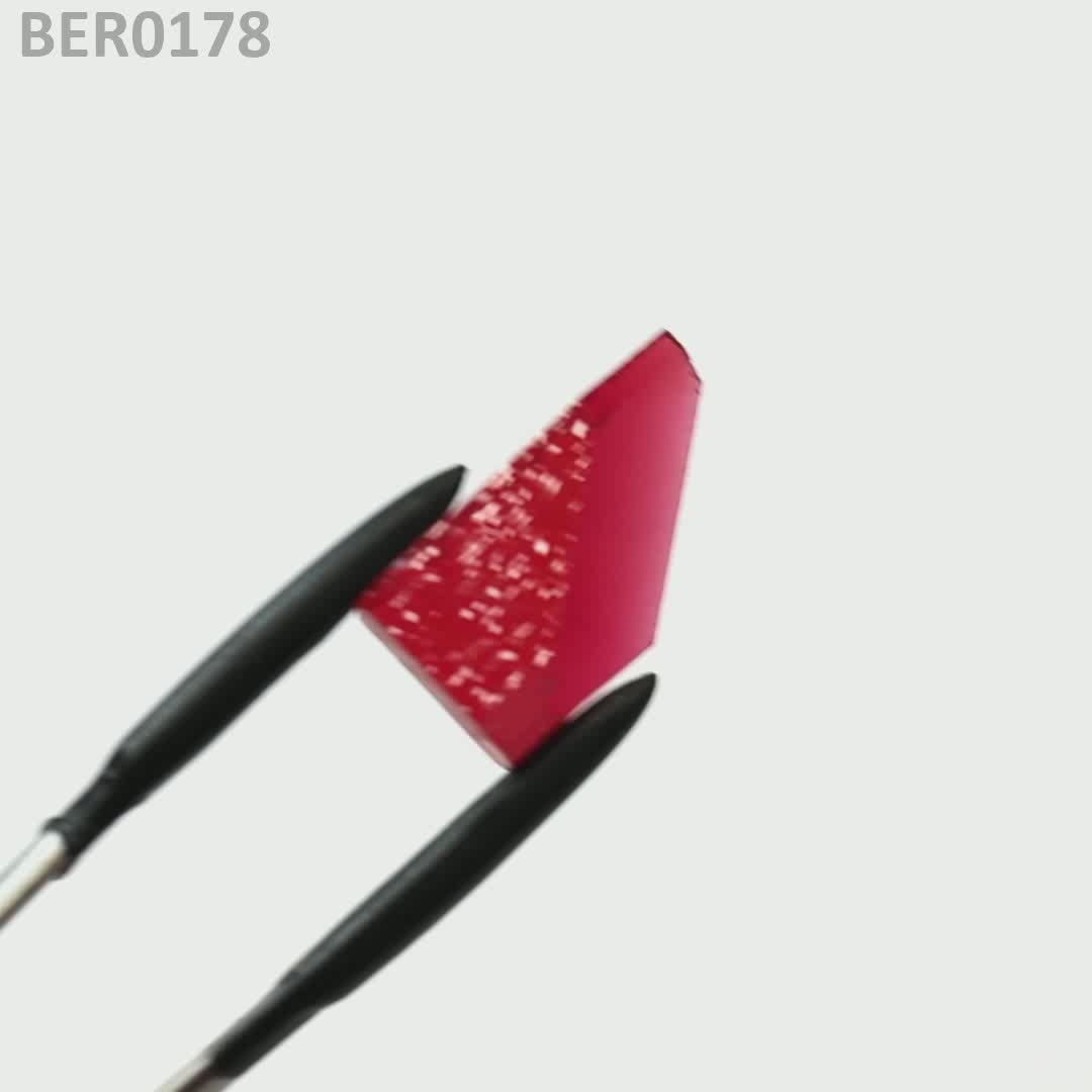 Red Beryl : BER0178