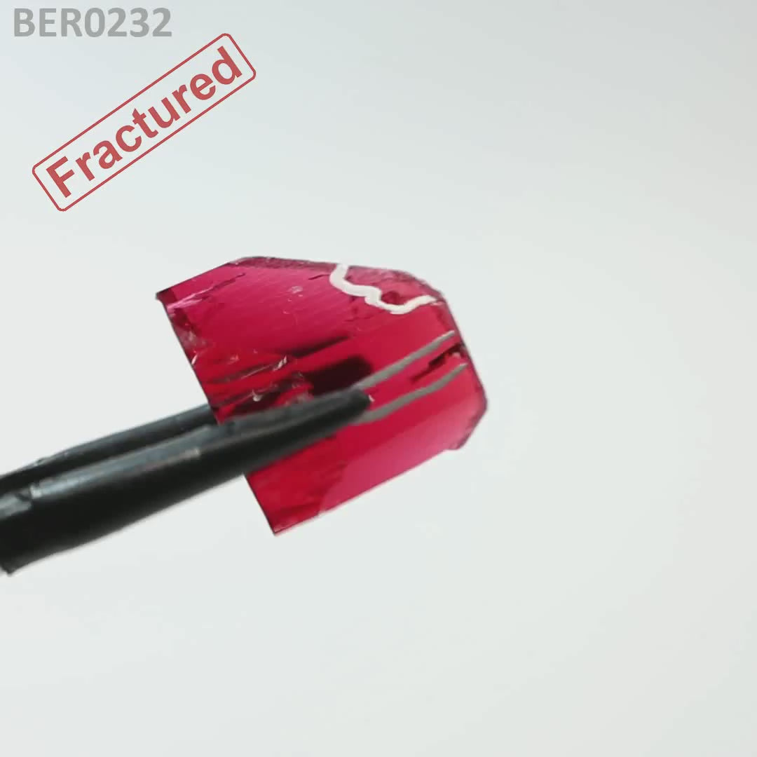 Red Beryl : BER0232
