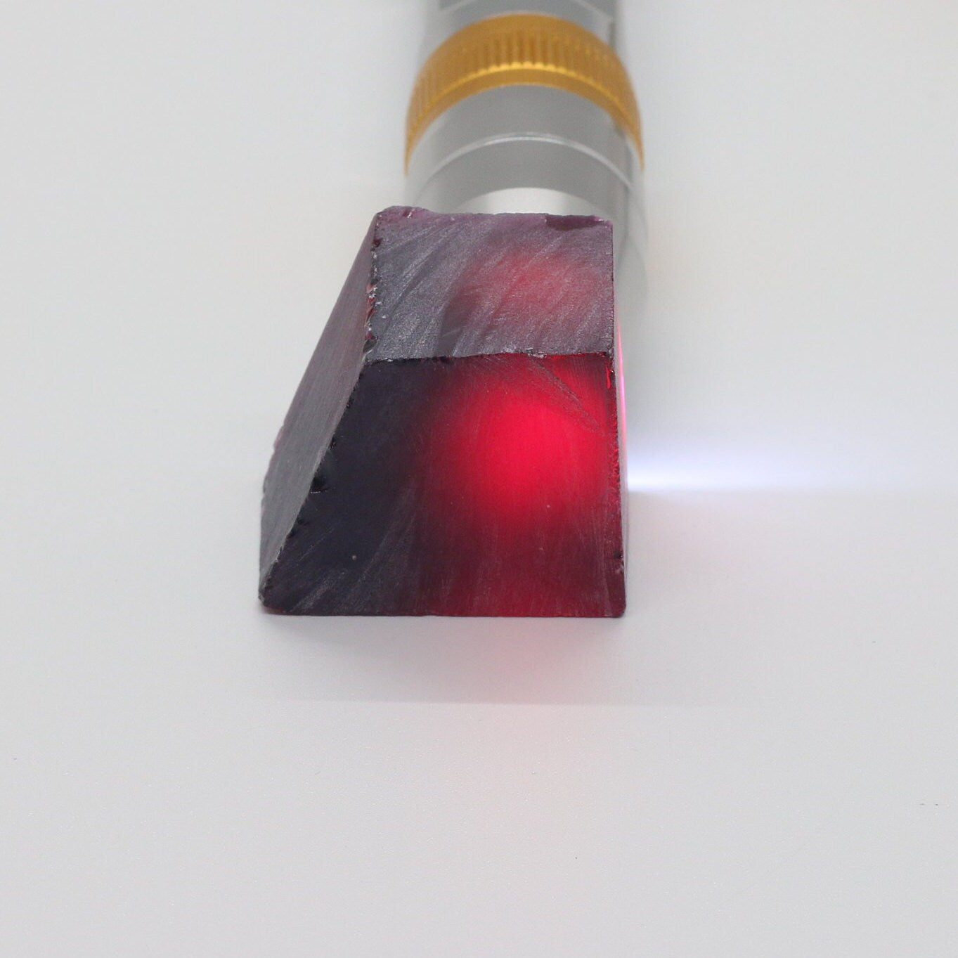 Nanosital Simulated Ruby Lab Created Faceting Rough for Gem Cutting - #R-4 - Various Sizes #BEGIN