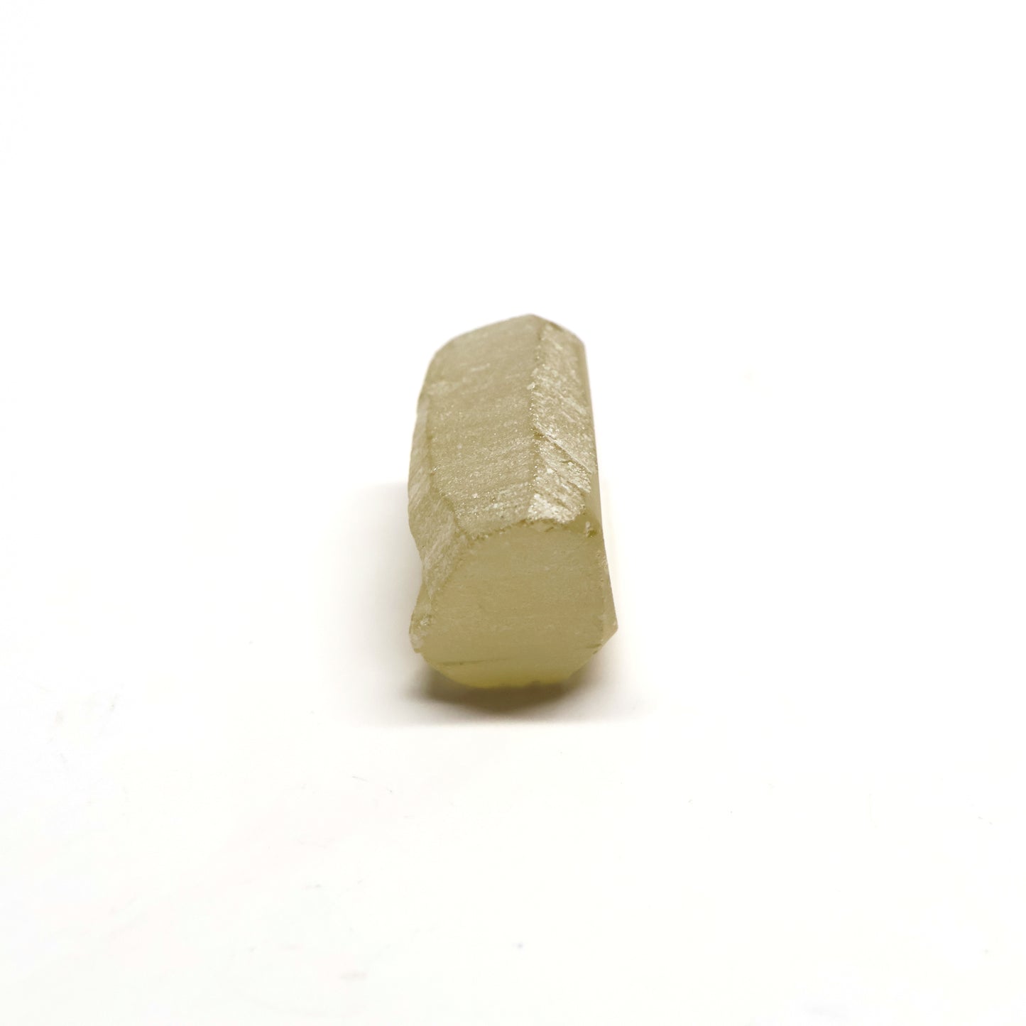 Yellow Synthetic Rutile Grade A - Faceting Rough