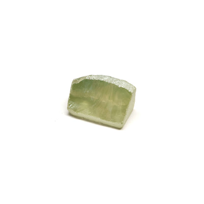 Green Synthetic Rutile Grade A - Faceting Rough