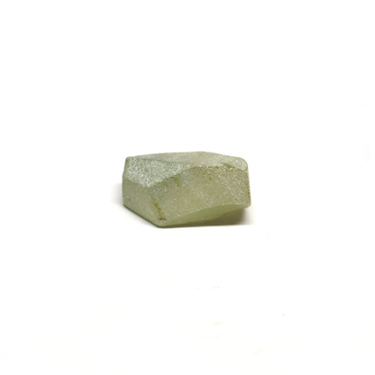 Green Synthetic Rutile Grade A - Faceting Rough