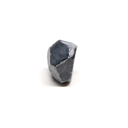 Dark Blue Synthetic Rutile Grade A - Faceting Rough