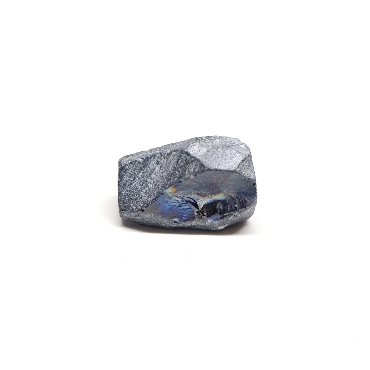 Dark Blue Synthetic Rutile Grade A - Faceting Rough