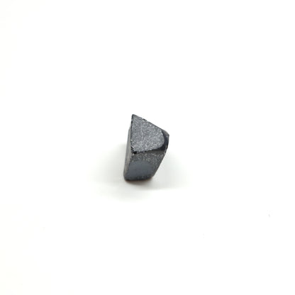 Blue Synthetic Rutile Grade A - Faceting Rough