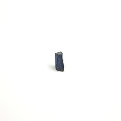 Dark Blue Synthetic Rutile Grade A - Faceting Rough