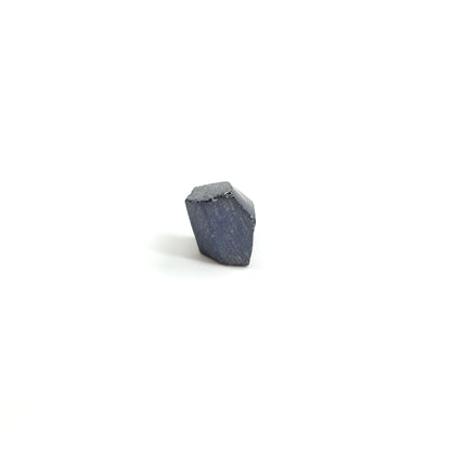 Dark Blue Synthetic Rutile Grade A - Faceting Rough