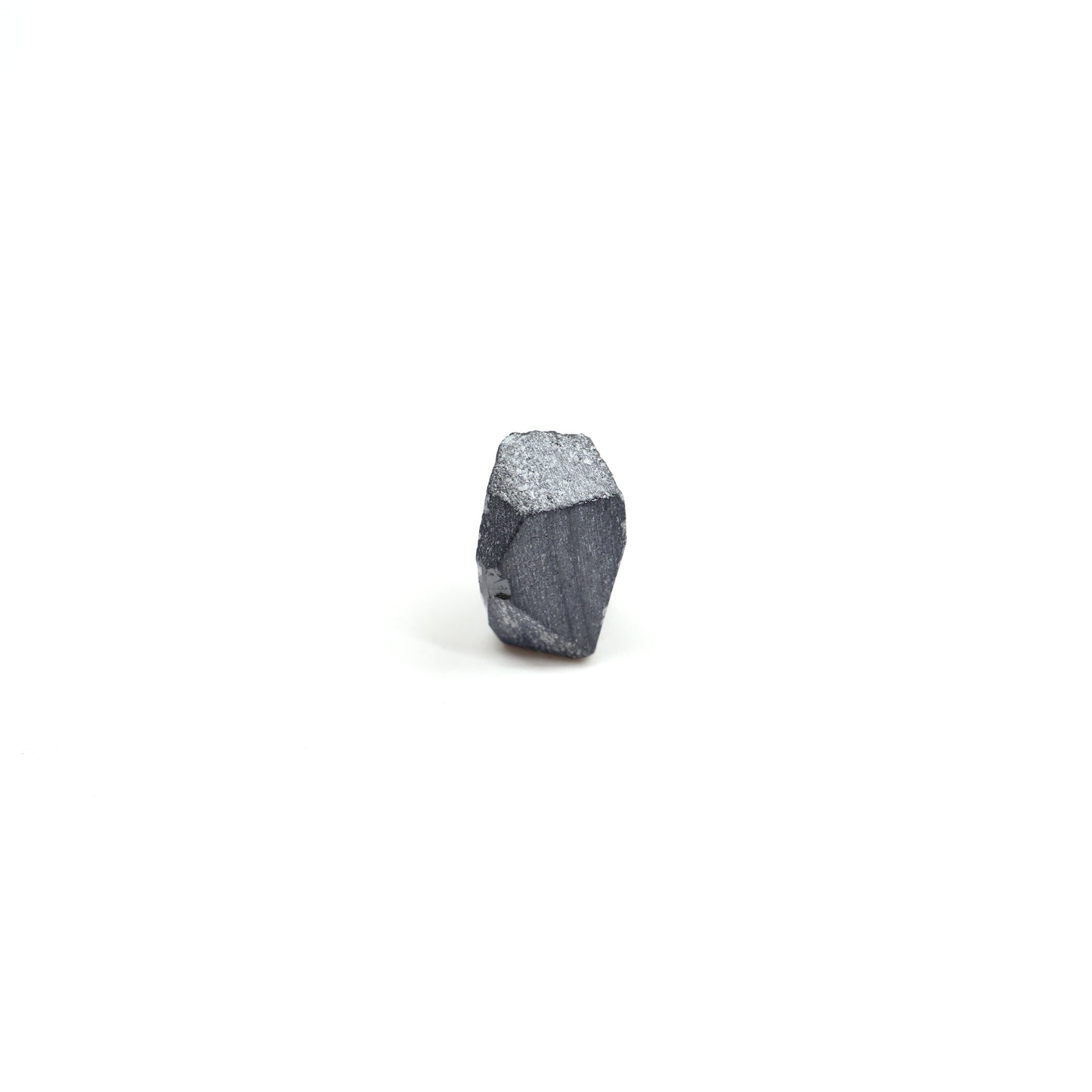 Dark Blue Synthetic Rutile Grade A - Faceting Rough