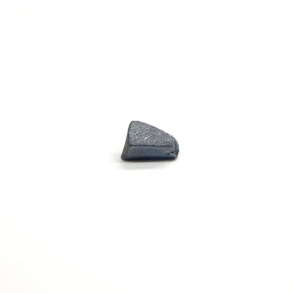 Dark Blue Synthetic Rutile Grade A - Faceting Rough
