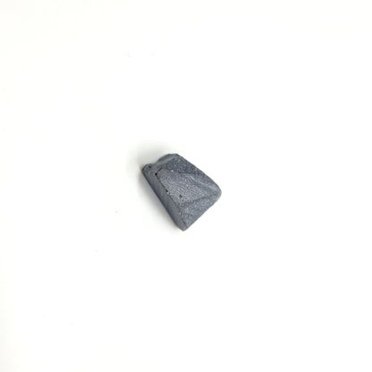 Dark Blue Synthetic Rutile Grade A - Faceting Rough