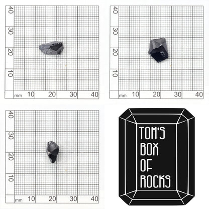 Dark Blue Synthetic Rutile Grade A - Faceting Rough