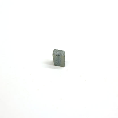 Green Synthetic Rutile Grade A - Faceting Rough