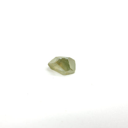 Green Synthetic Rutile Grade A - Faceting Rough