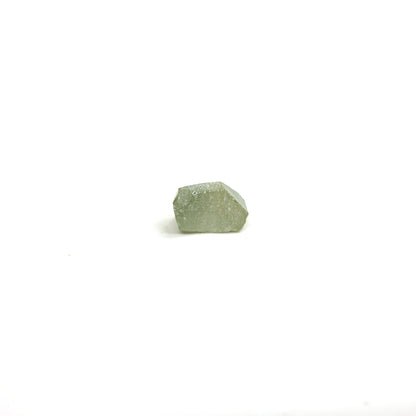 Green Synthetic Rutile Grade A - Faceting Rough