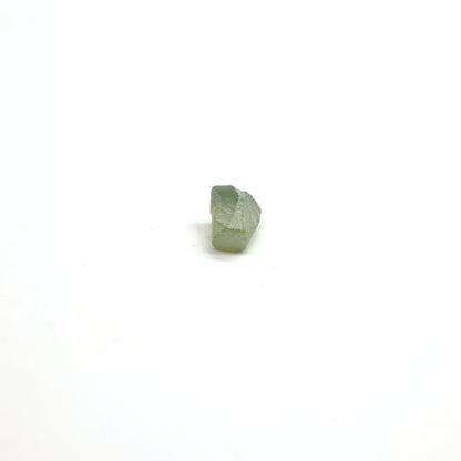 Green Synthetic Rutile Grade A - Faceting Rough