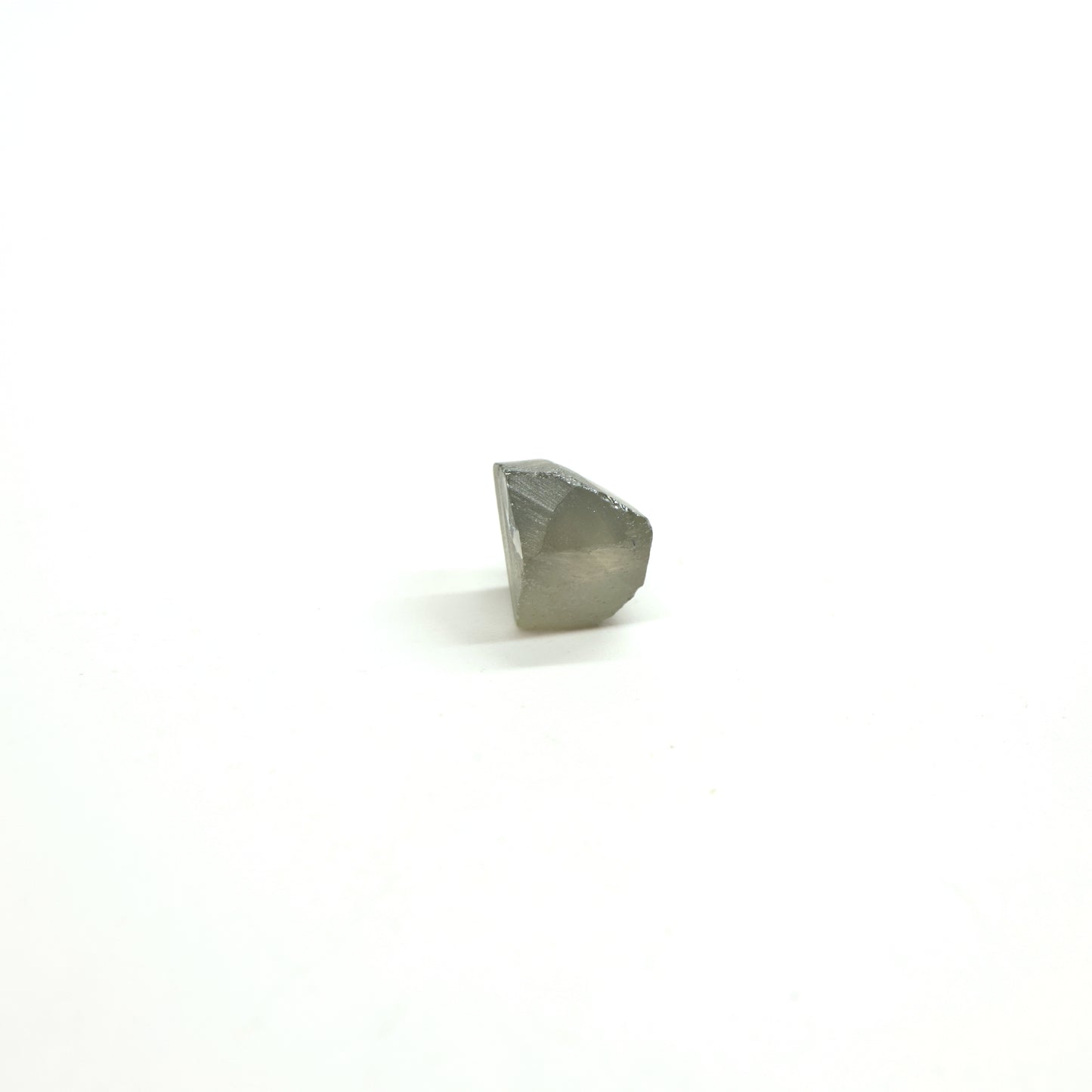 Grey Synthetic Rutile Grade A - Faceting Rough